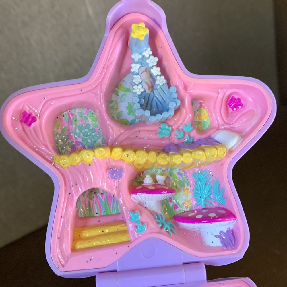 Vintage Polly Pocket Fairy Fantasy (no pieces)